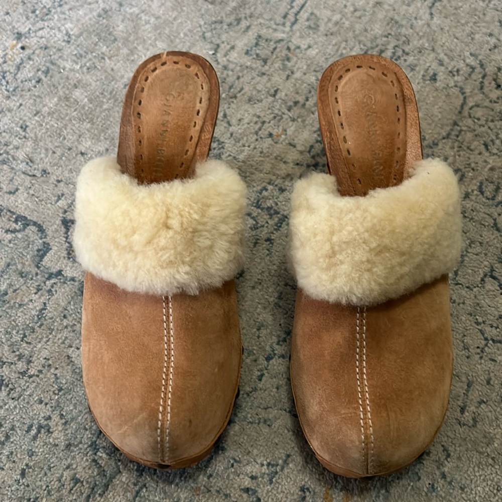 Gianni Bini Women’s Furrever Tan Suede Mule Clogs
